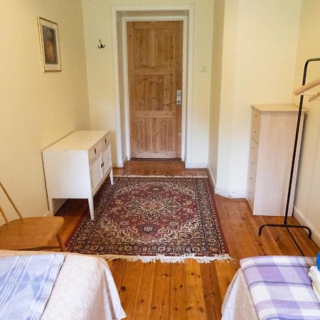 Lindsbergs Kursgard And Hostel Falun Bilik gambar